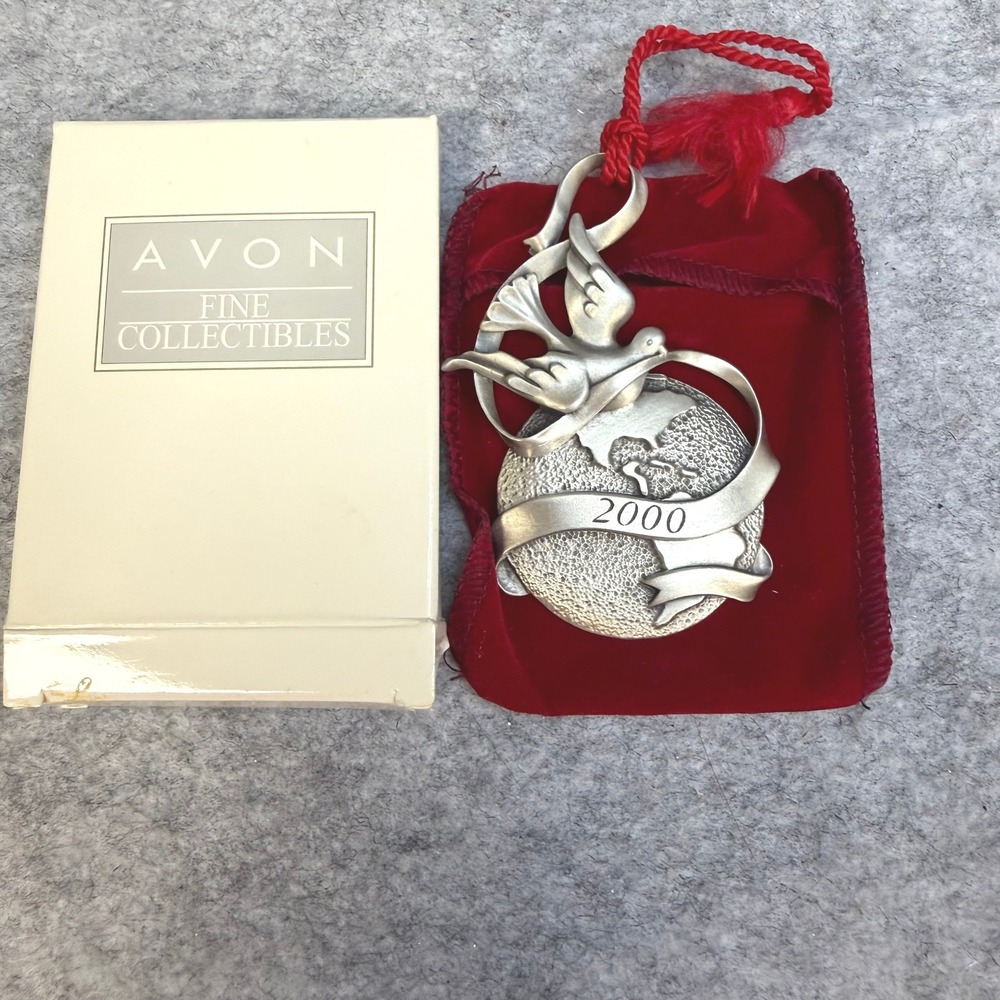 Avon Fine Collectibles Pewter Ornament Millennium 2000 Dove of Peace Globe Boxed